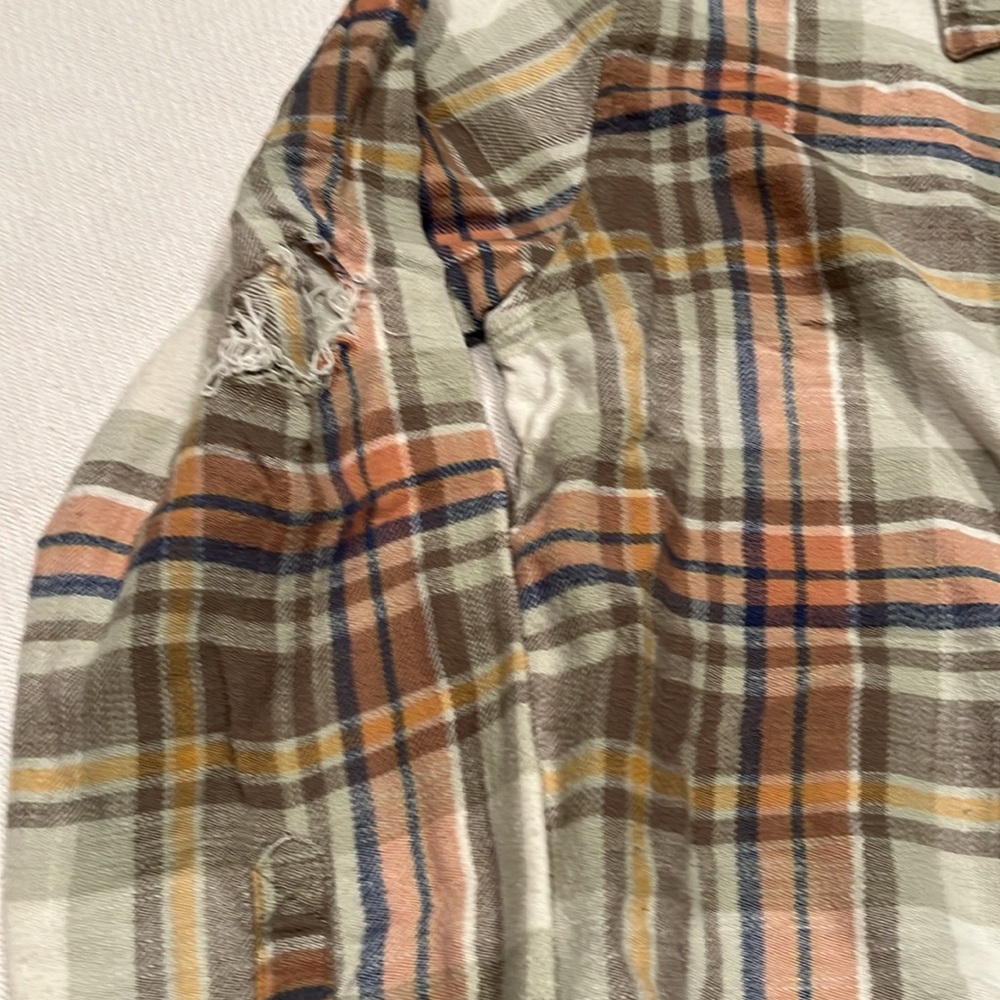 Flannel - Picture 3 of 3